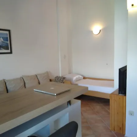Apartment Edina Pag Pag Town Exterior photo