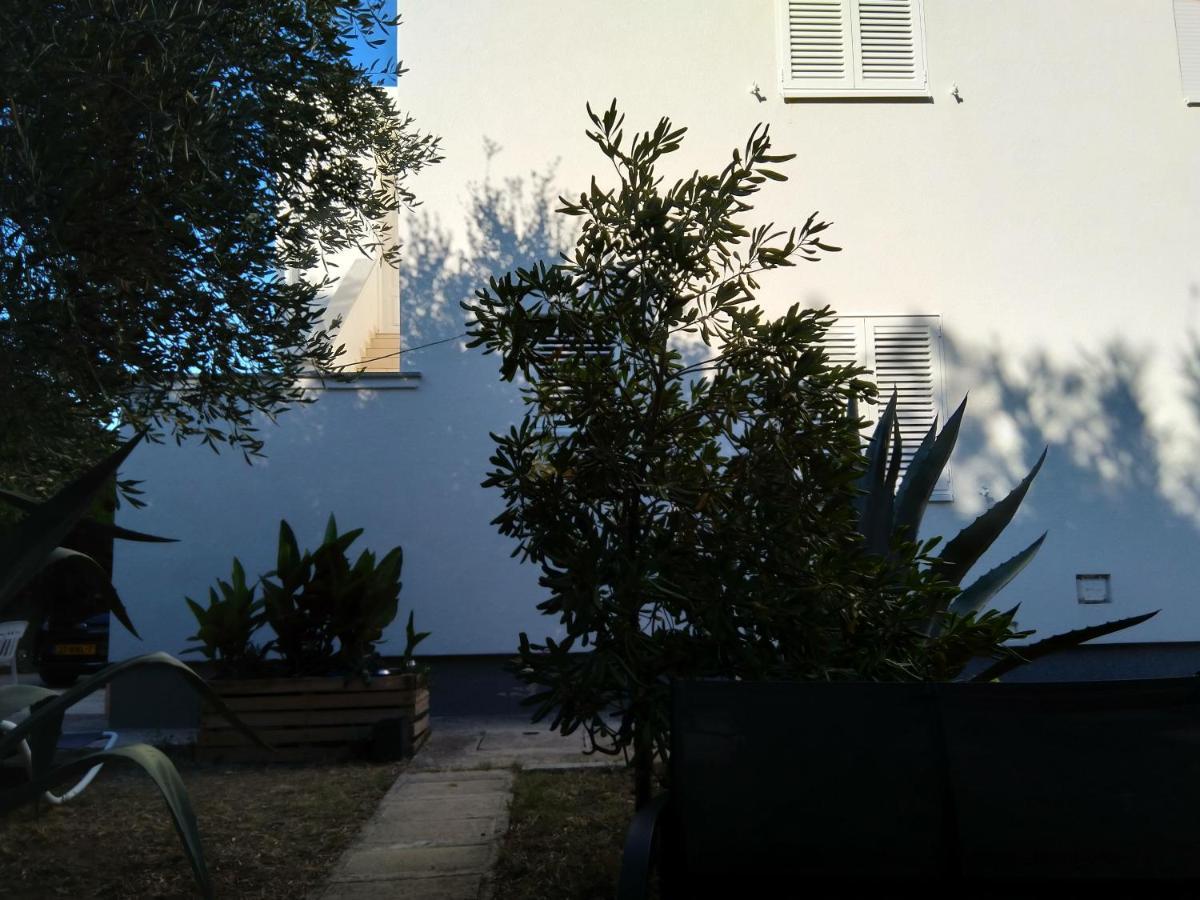 Edina Pag Apartment