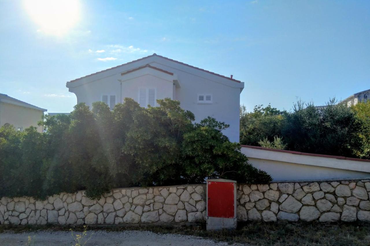 Apartment Edina Pag *