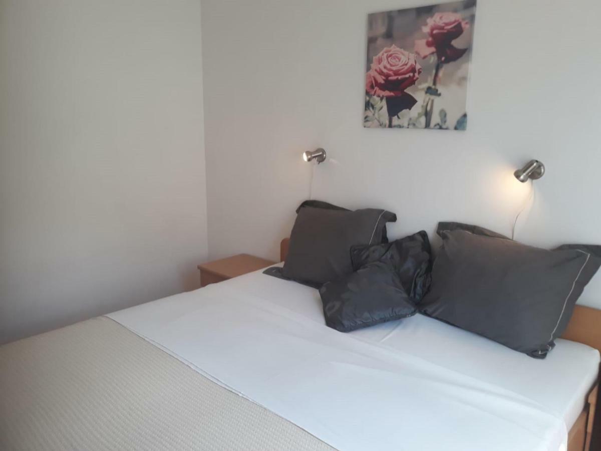 Apartment Edina Pag